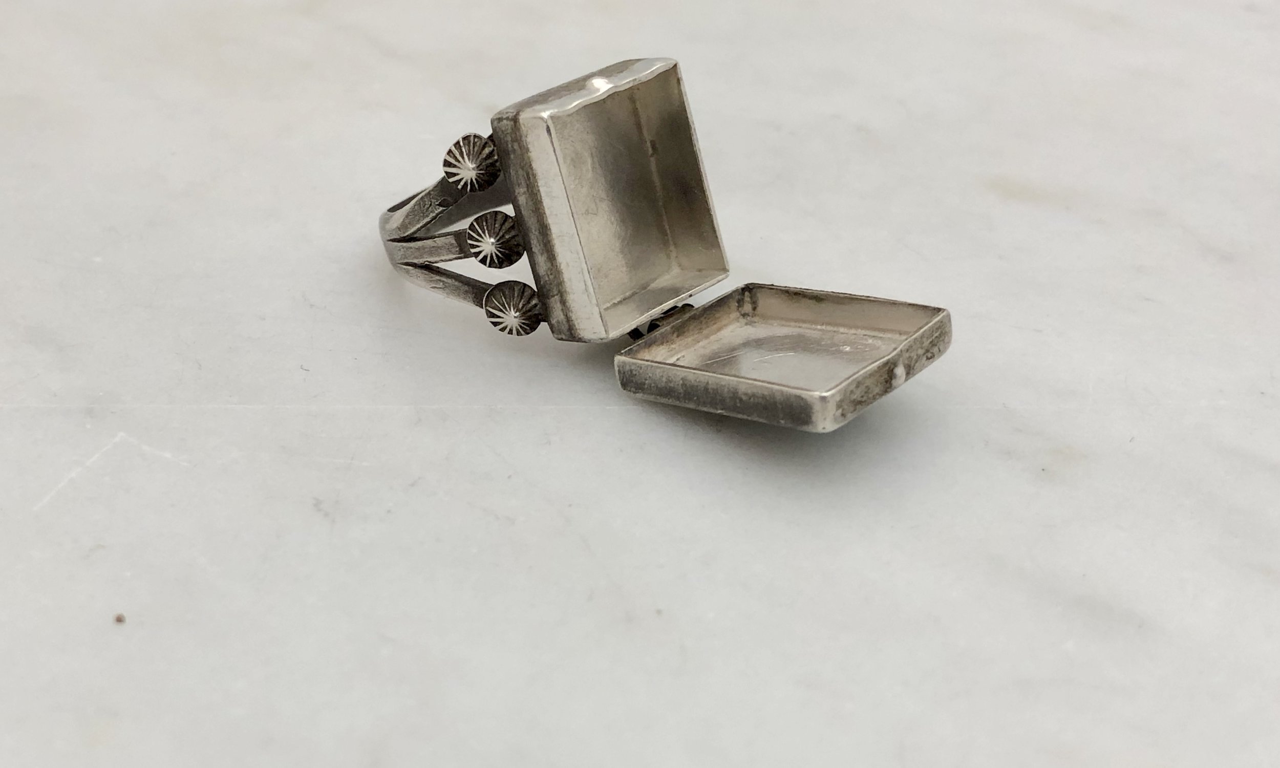 指輪・リング Vintage Fred Harvey Style Ring Vintage Fred Harvey Era Silver & Turquoise Secret