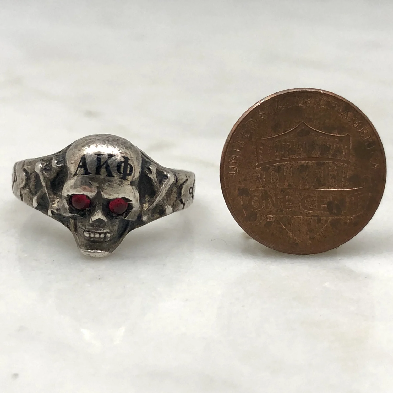 アクセサリー Old BLESS Skull Ring Old BLESS Skull Ring
