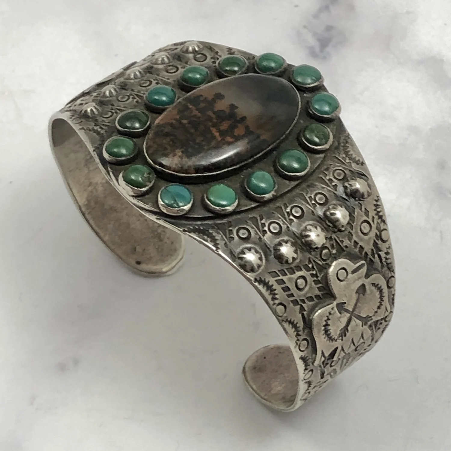 Fred Harvey Era Navajo Picture Stone Surrounded with