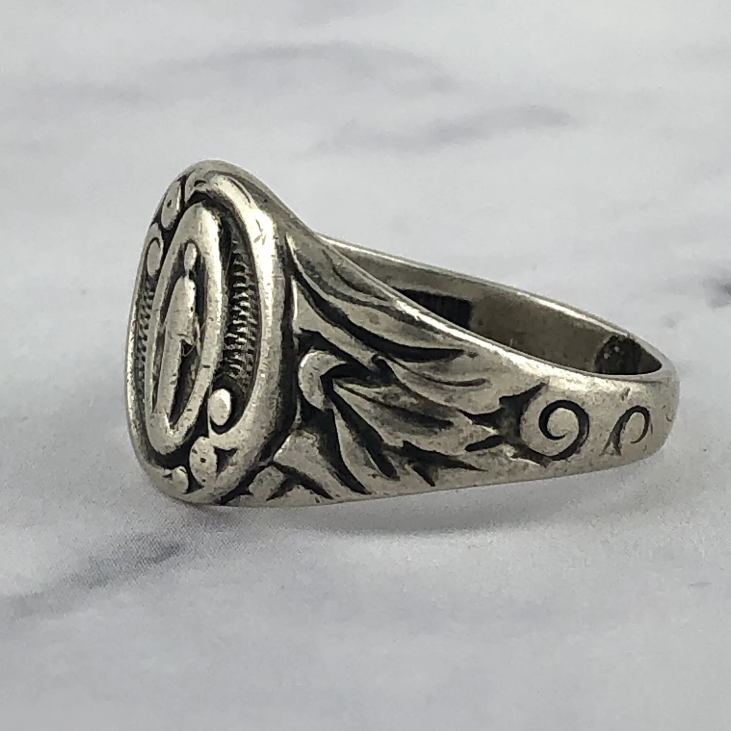 Vintage Miraculous Virgin Mary Silver Ring — Worn-Over-Time