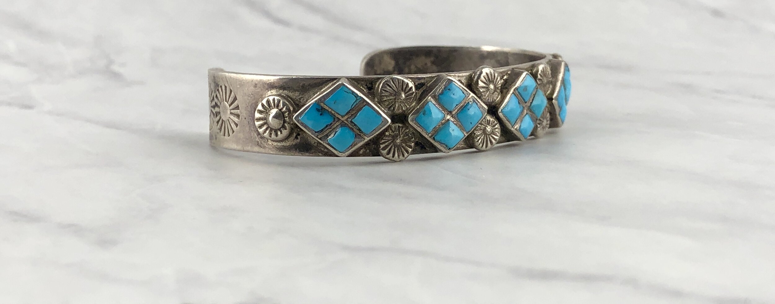 Vintage Zuni Bracelet of Flush Channel Inlay Turquoise – Turquoise & Tufa