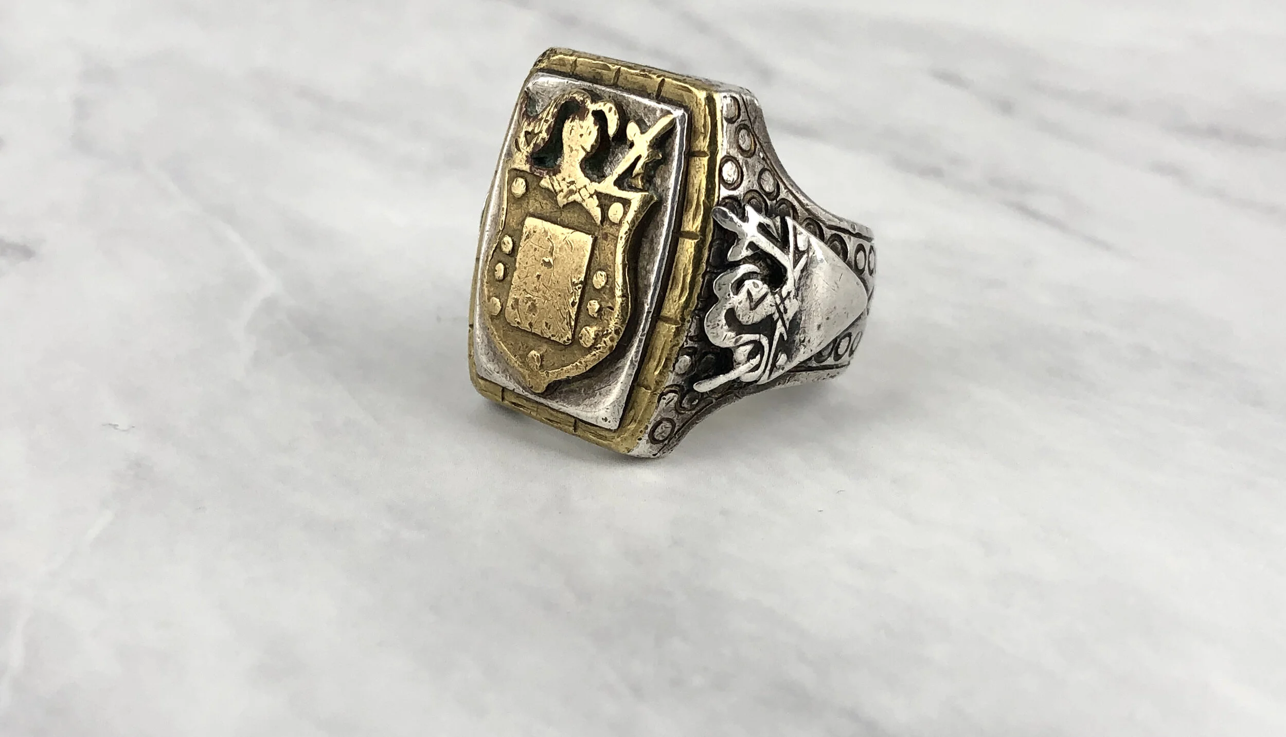 Vintage Armored Knight Shield &amp; Weapons Silver &amp; Brass Mexican Ring