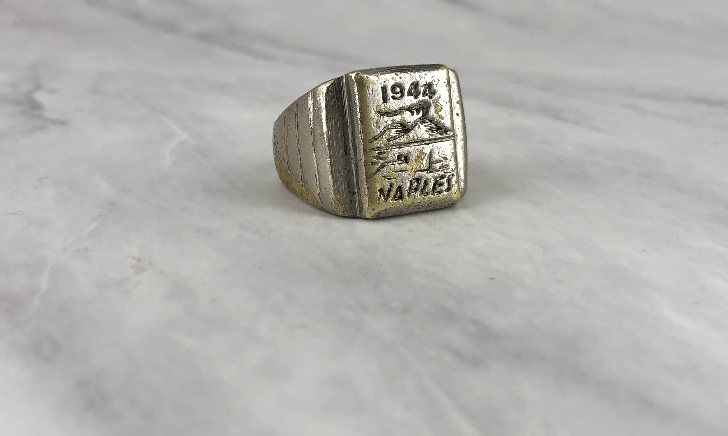 Vintage WW2 Souvenir 1944 Naples Bay Trench Art Ring — WornOverTime
