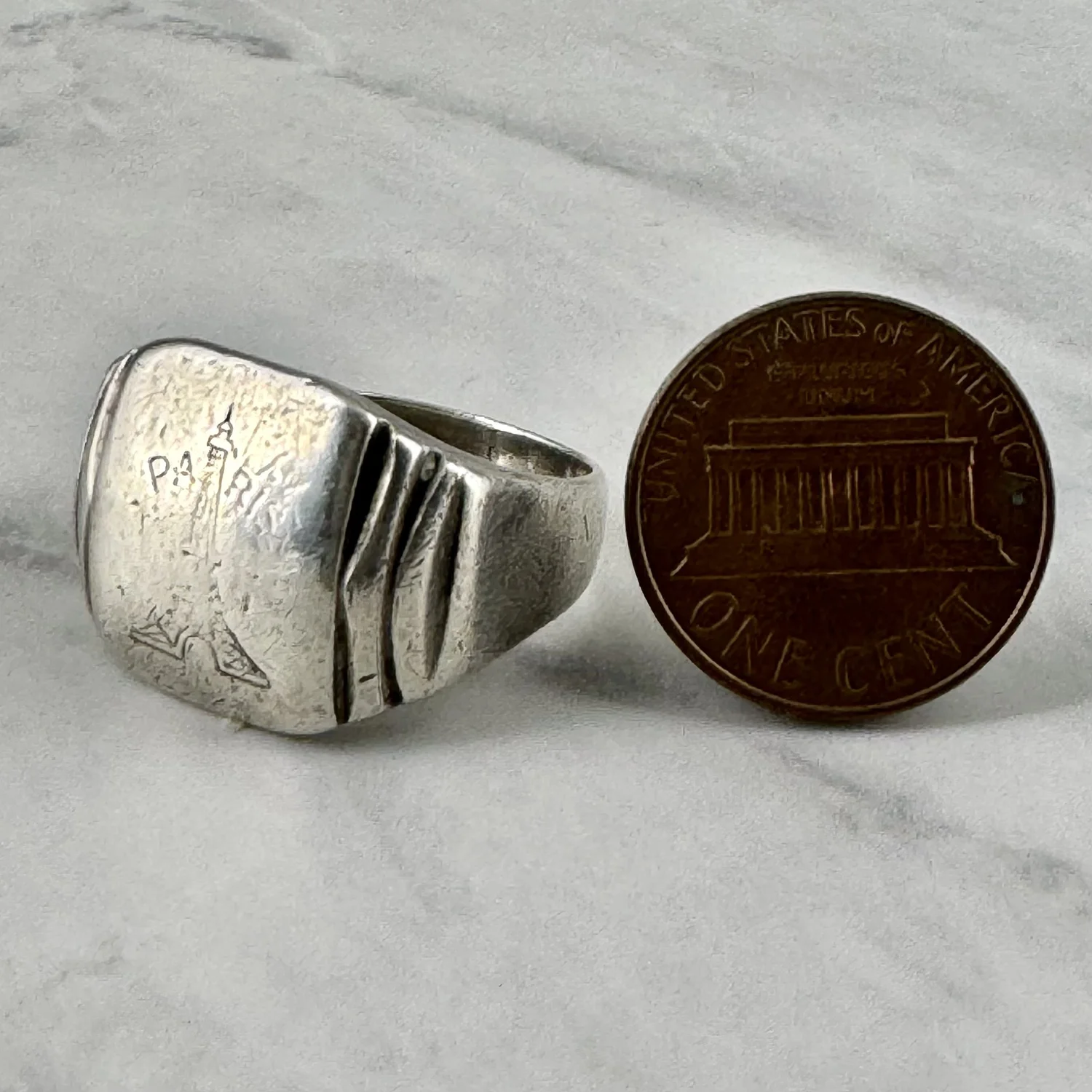 Vintage Deco PARIS Eiffel Tower Silver Signet Ring — Worn-Over-Time