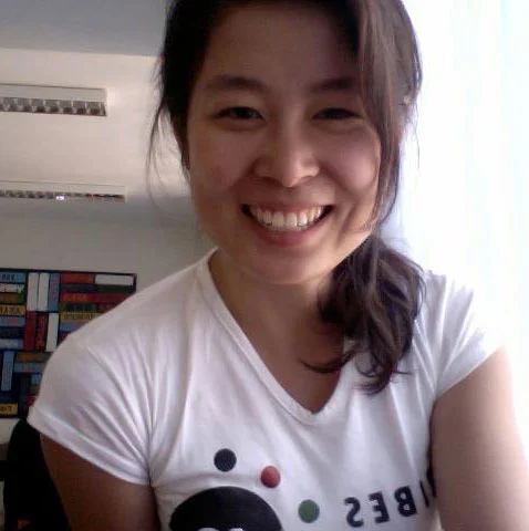 Jennifer Jin Headshot.jpg