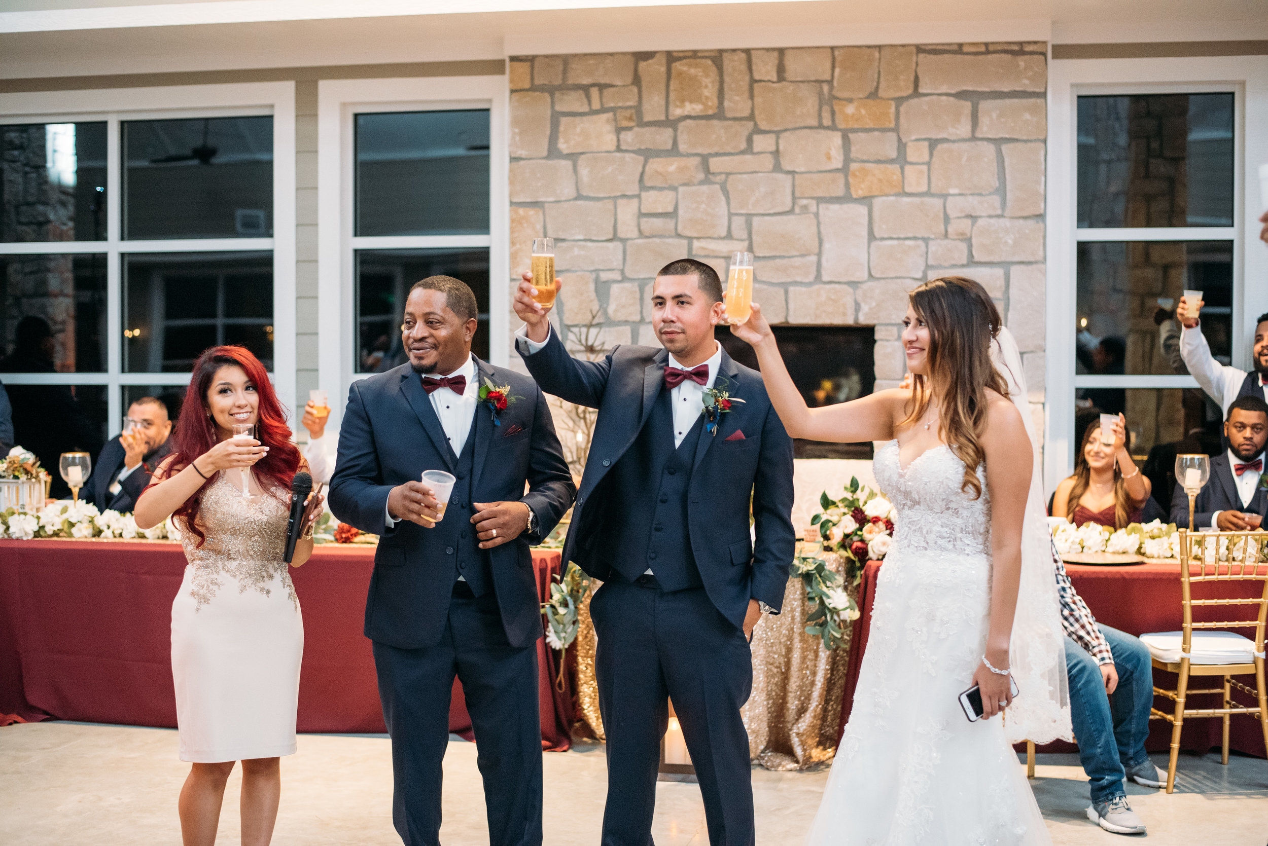 WeddingPhotographer_CollegeStation_InnAtQuarryRidge_31.jpg