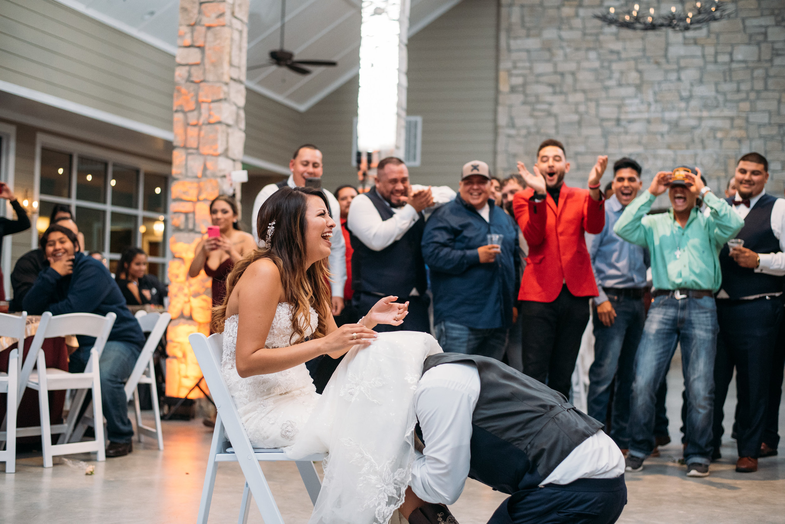 WeddingPhotographer_CollegeStation_InnAtQuarryRidge_40.jpg
