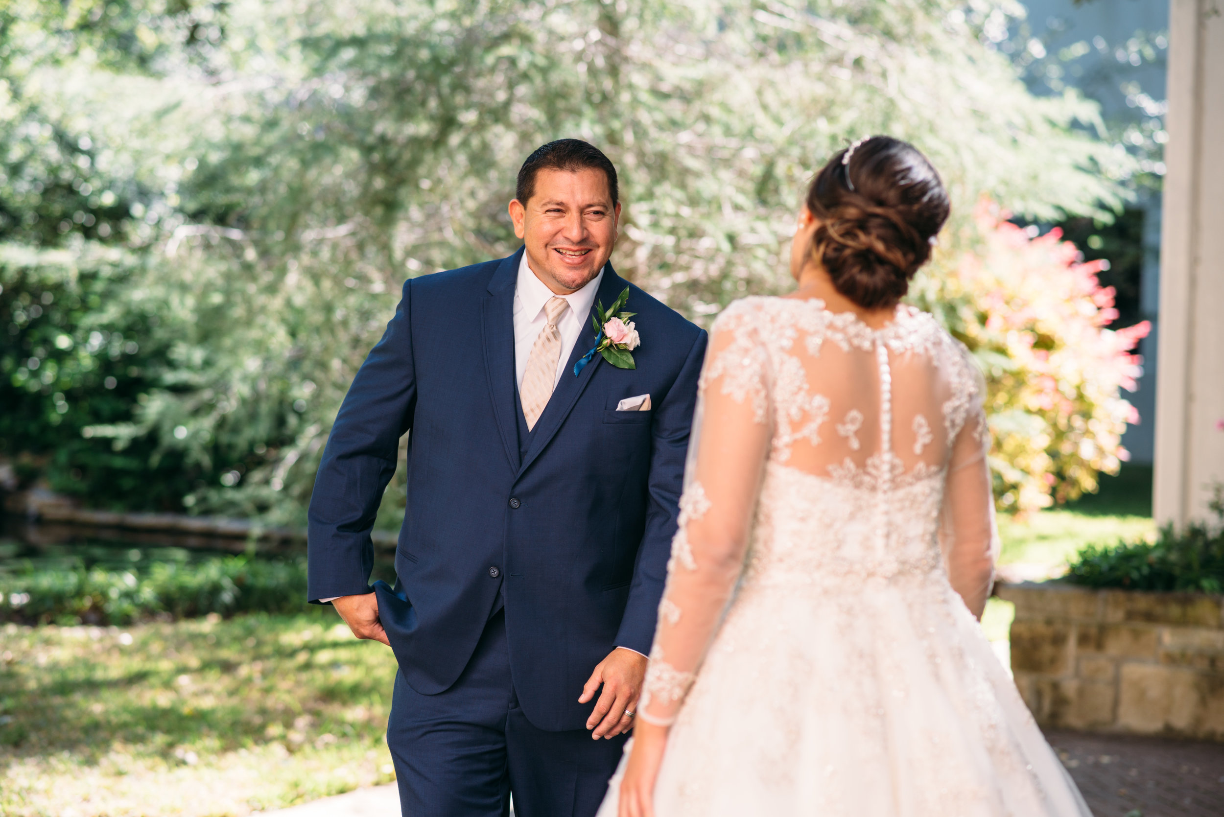 AggieWedding_CollegeStation_WeddingPhotographer_12.jpg