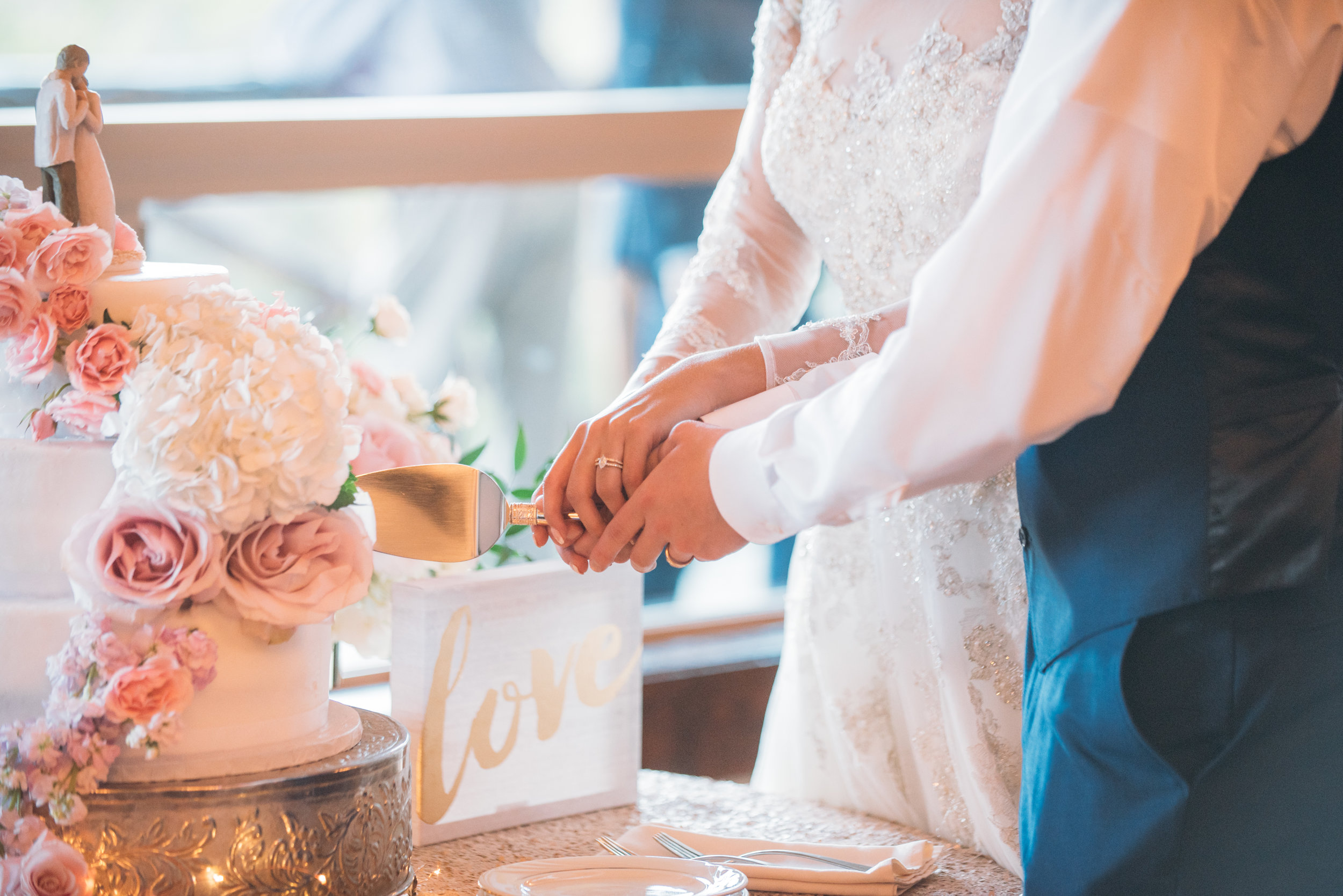 AggieWedding_CollegeStation_WeddingPhotographer_31.jpg