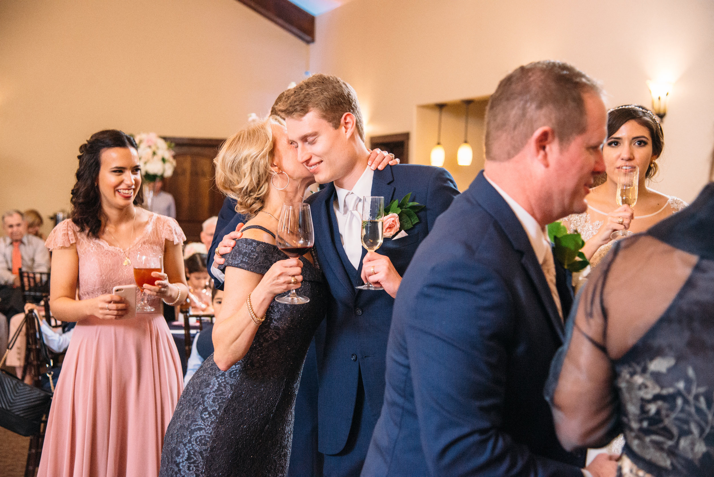 AggieWedding_CollegeStation_WeddingPhotographer_35.jpg