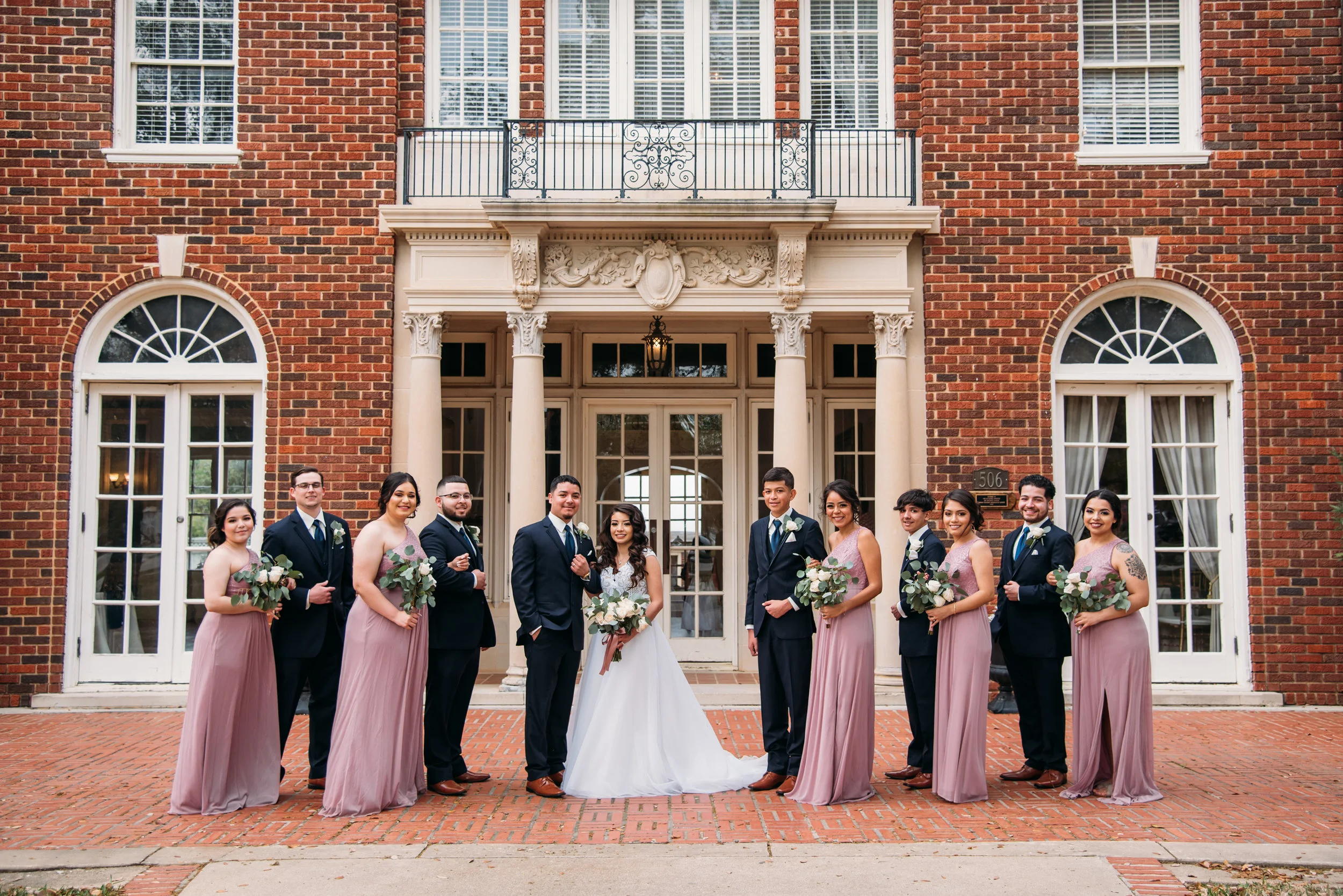 AstinMansion_CollegeStation_WeddingPhotographer039.jpg