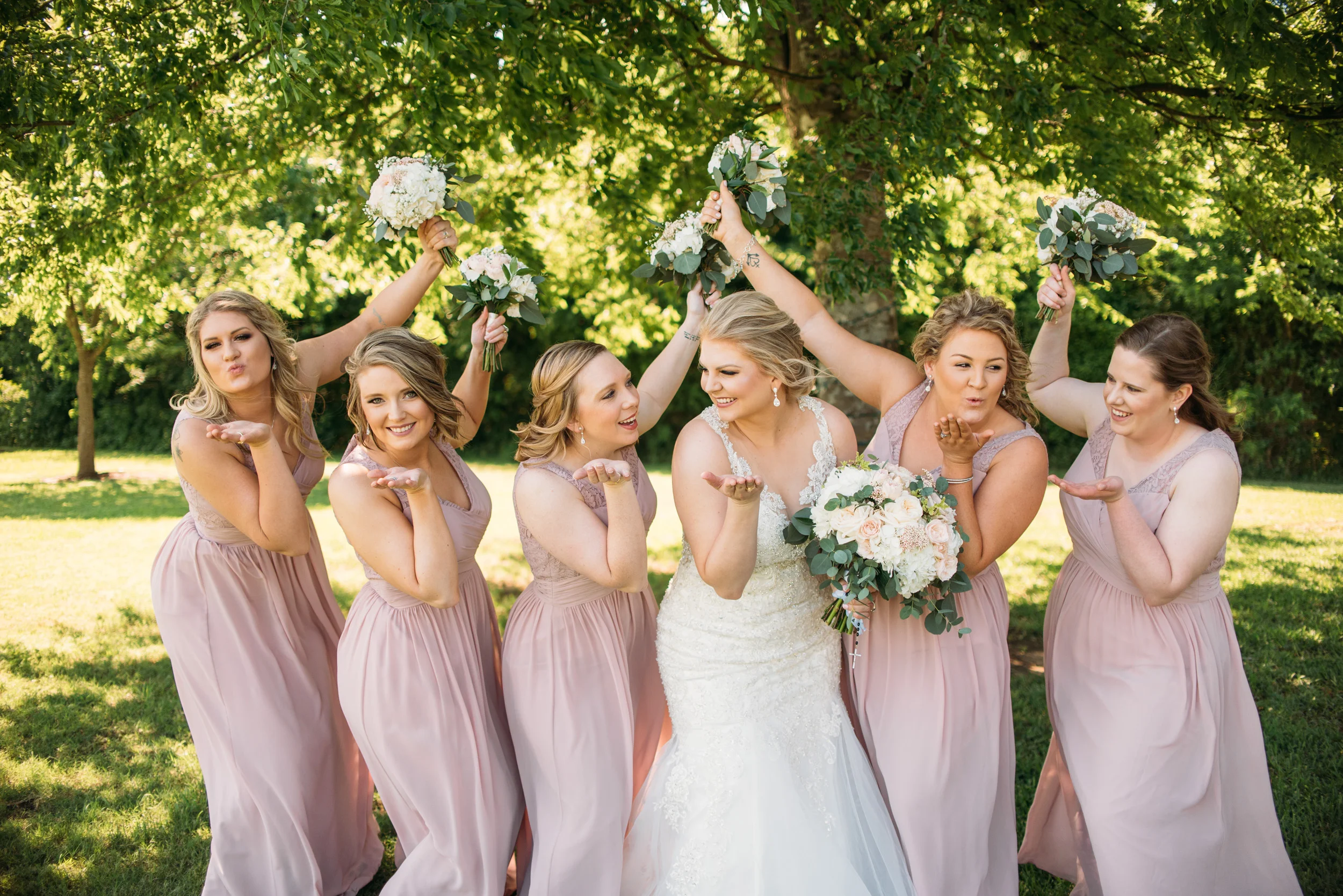 CollegeStation_WeddingPhotographer_DoubleCreekCrossing_0015.jpg