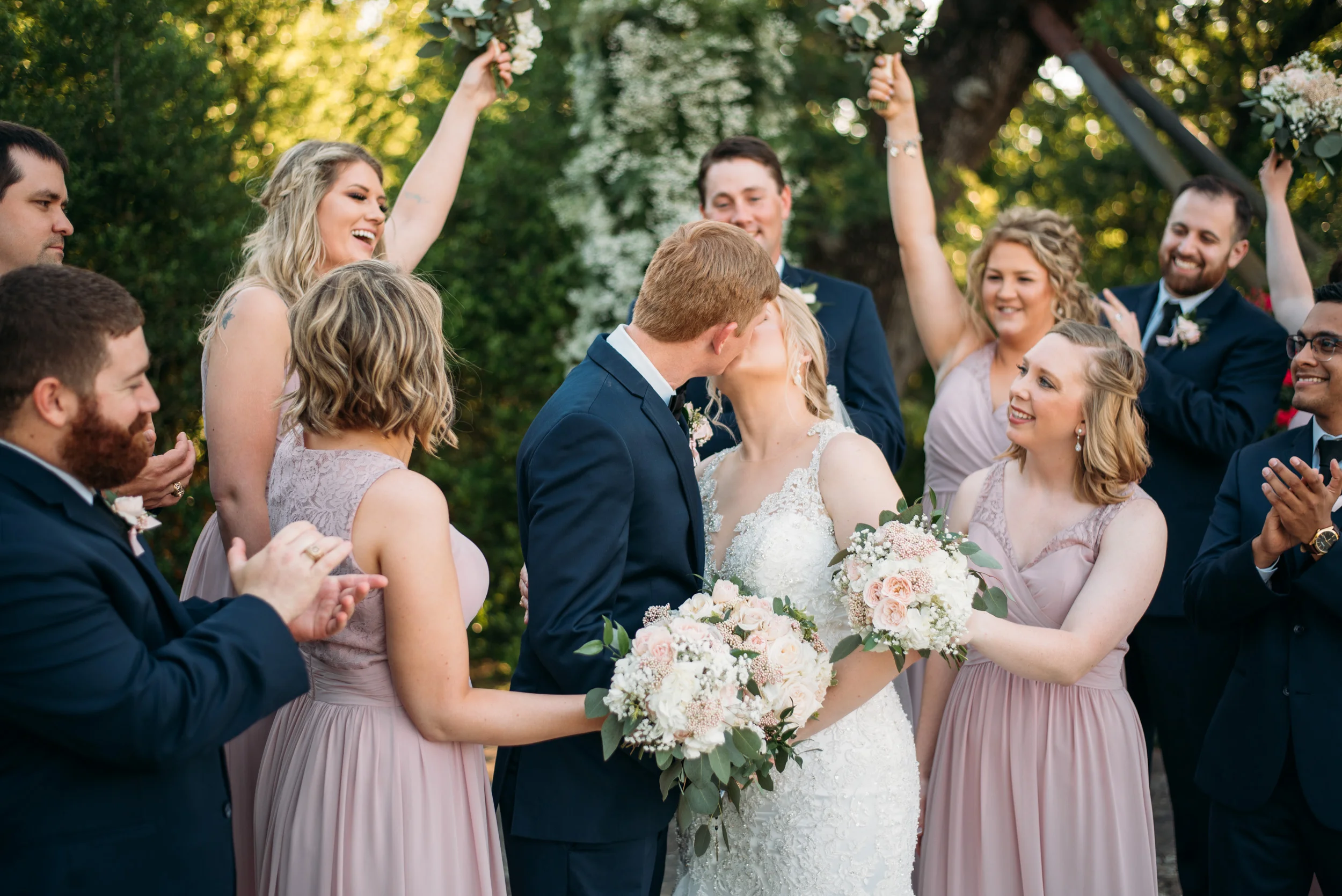 CollegeStation_WeddingPhotographer_DoubleCreekCrossing_0054.jpg
