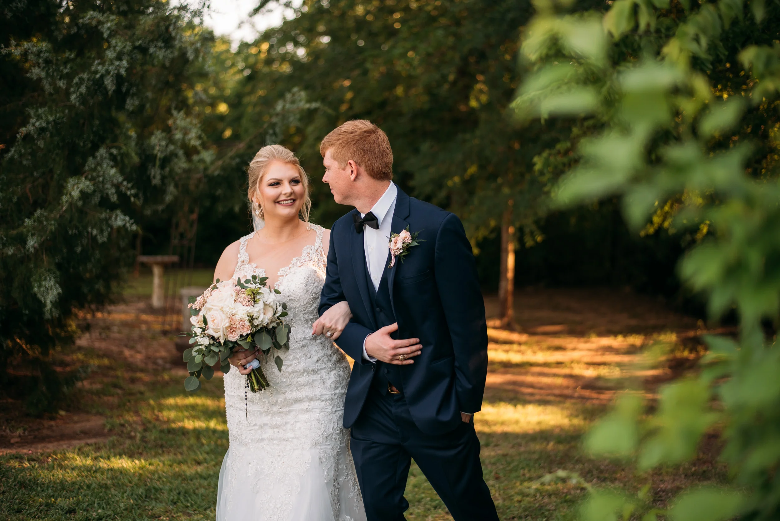 CollegeStation_WeddingPhotographer_DoubleCreekCrossing_0071.jpg