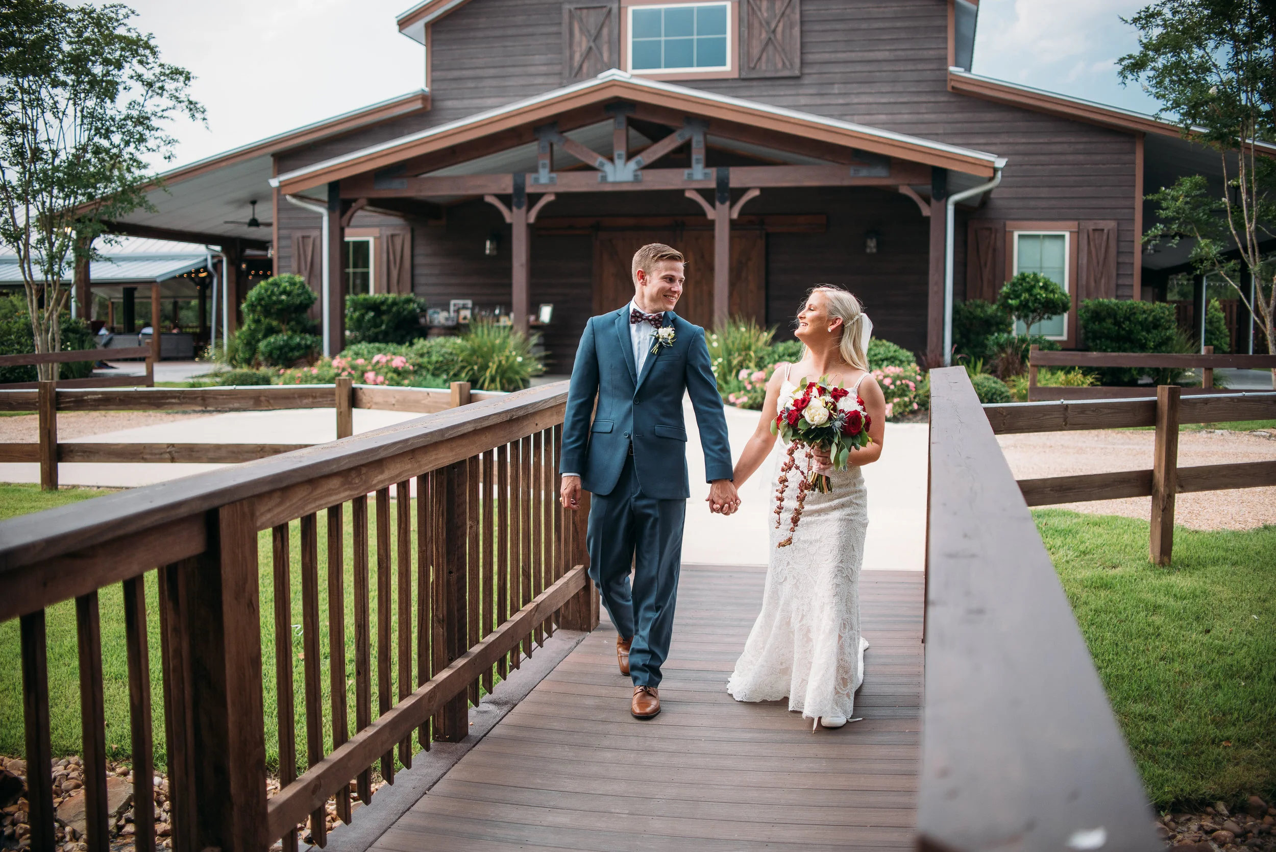 EmilyCody-Peach-Creek-Ranch-Wedding-Ceremony-Bridals-Engagement-College-Station-Photographer-Videographer-San-Angel-Photo-0186.jpg