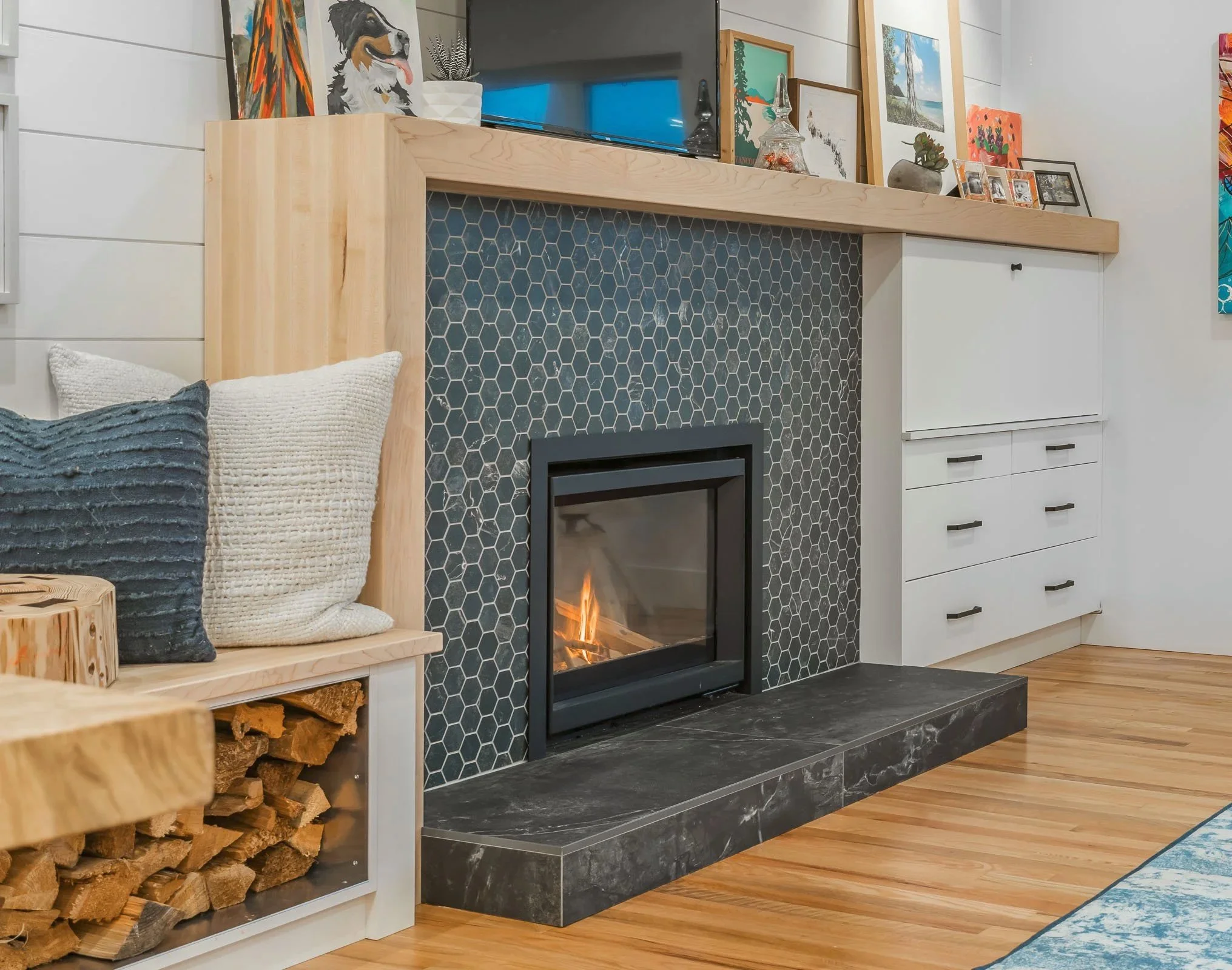 Glenayr+Dr+2515+Mid+Island+Cabinets-11.jpg