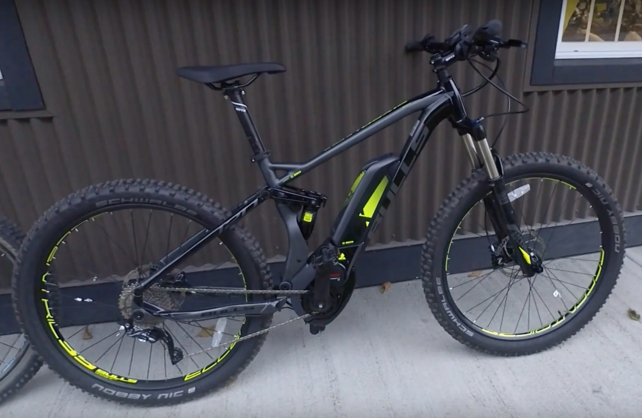 Just added! The Six 50+ E FS2. Bosch CX powered full suspension (120mm travel) all around ripper!