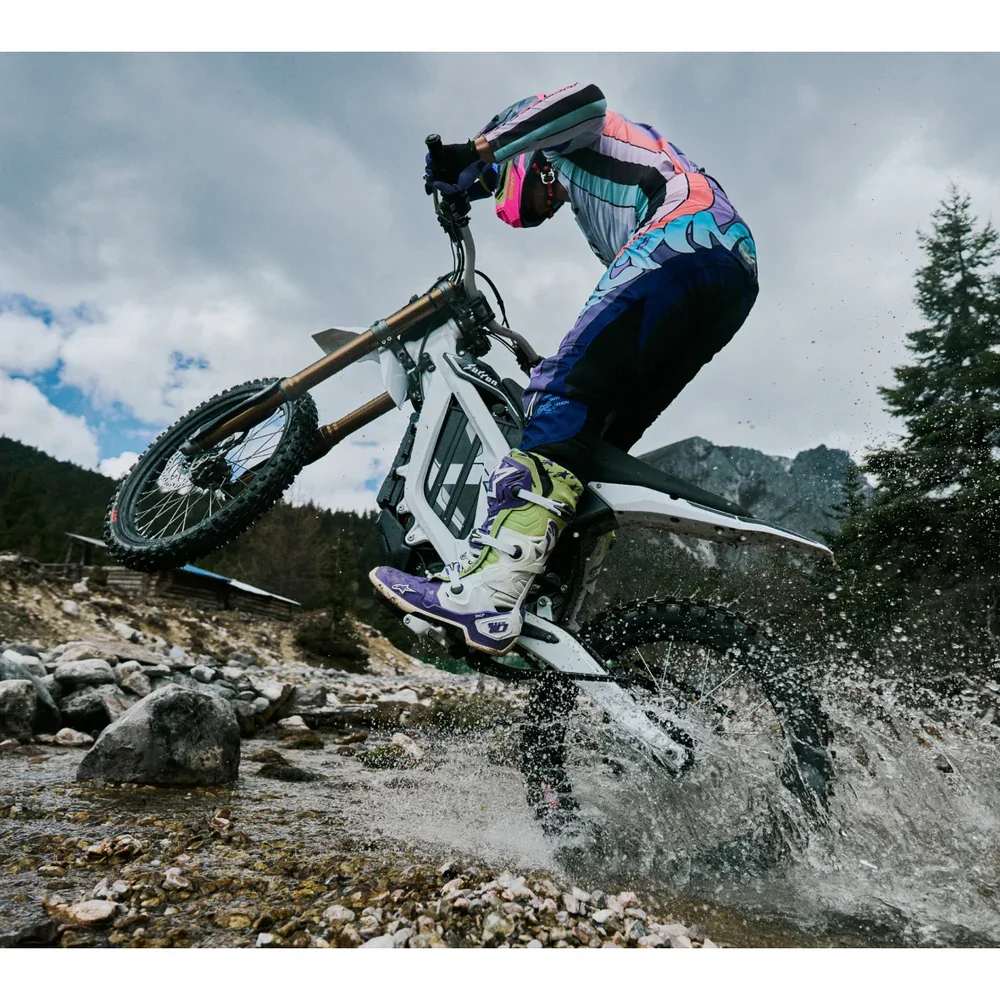 imgi_30_0629-2.png.webp