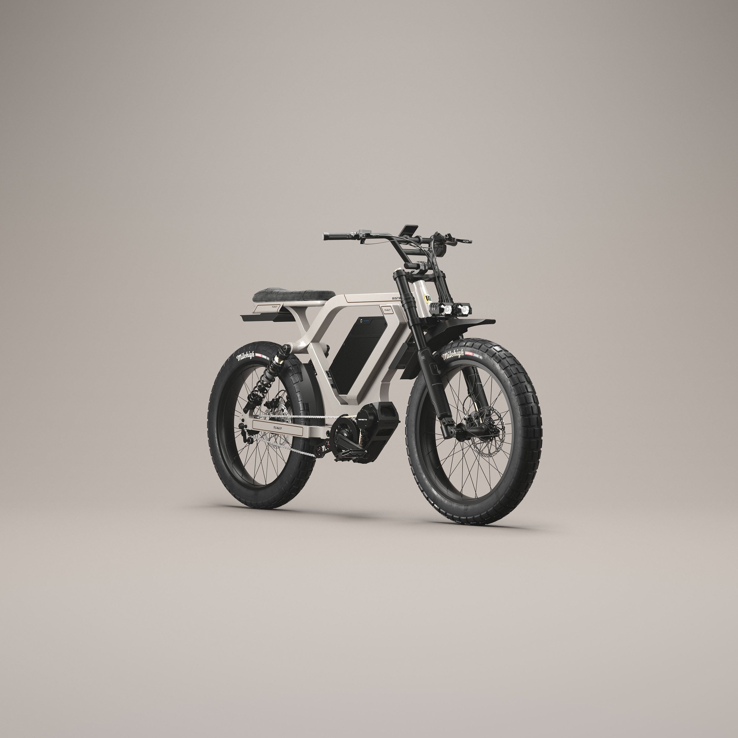 512A24_Studio_FrontView_01.jpg