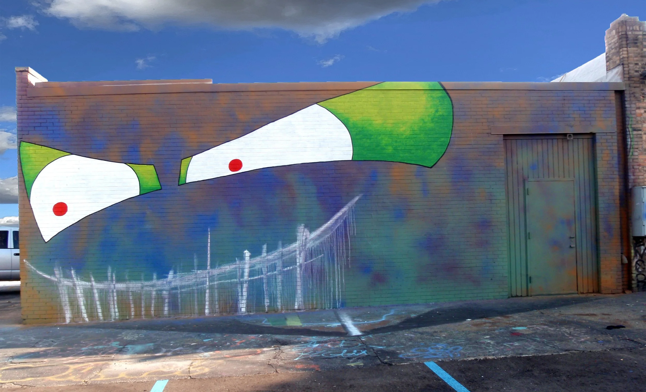 mu grafiti house.jpg