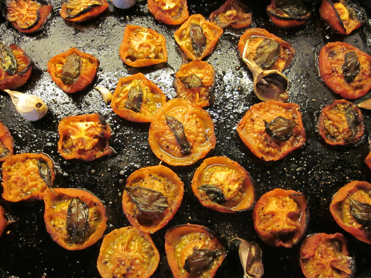 Roasted tomatoes with basil and garlic