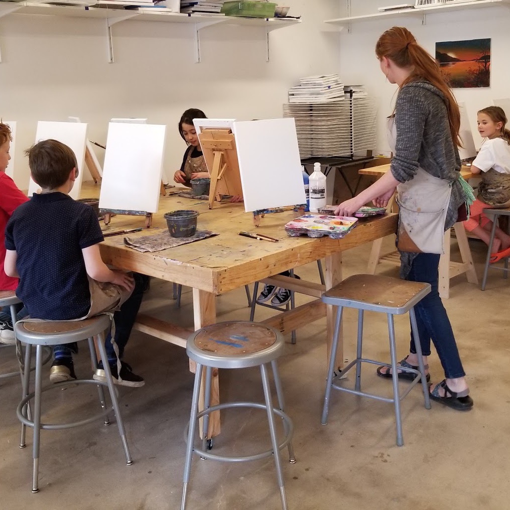 Painting_Studio_with_Studentsjpg.jpg