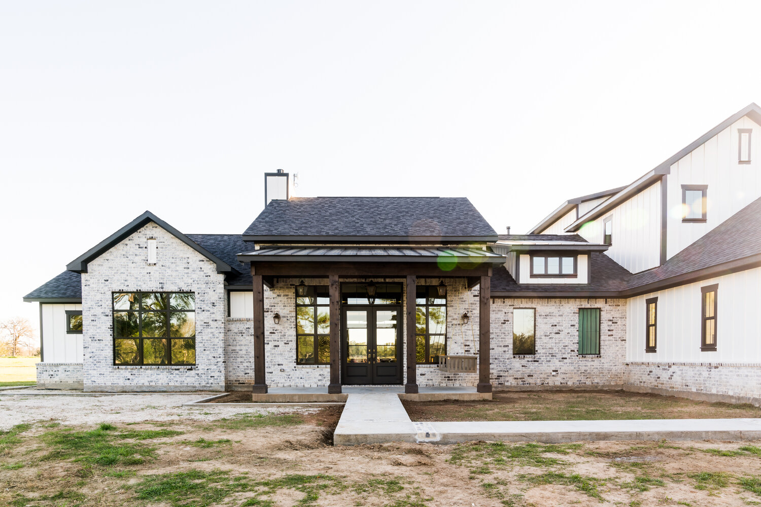 The Geschke Hill Country Farmhouse - Willmark Custom Homes