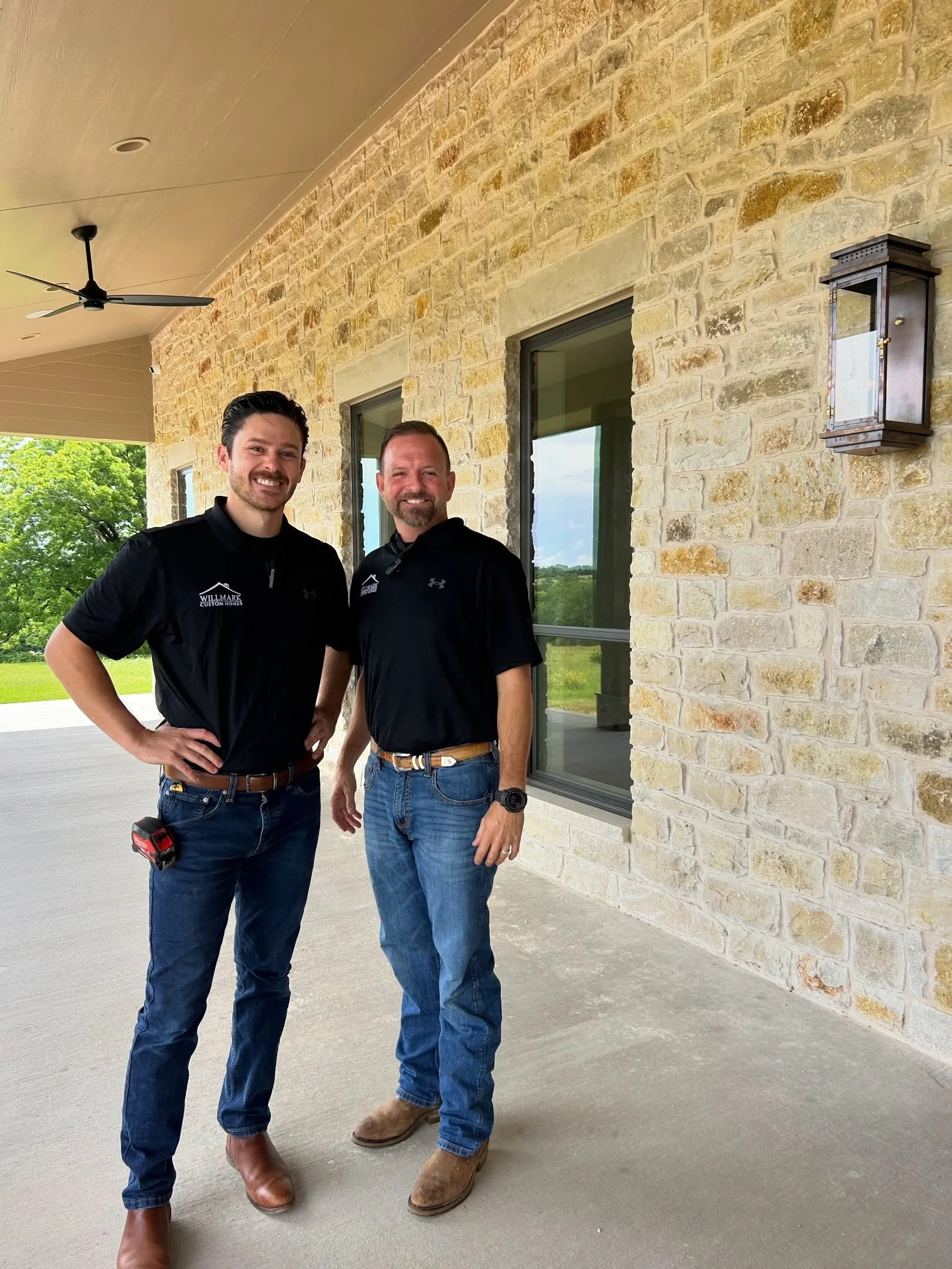 From capturing the details of the ✨ San Pedro Chateau ✨ to dodging a surprise Texas tarantula guest&hellip; content day was one to remember. 🕷️ Swipe through to see our spider friend and sneak peaks of this incredible custom home by @willmarkcustomh