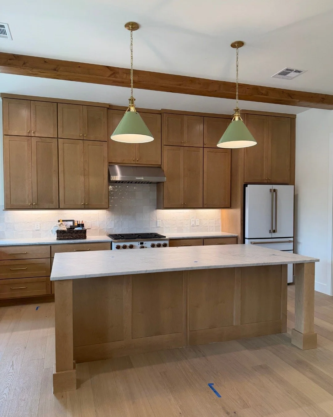 Willmark in the Works: The Jayton ✨
Here is a behind-the-scenes look at our Jayton Farmhouse under construction! From framing to finishing touches, it&rsquo;s always exciting to watch a home begin to take shape🏡 
#willmarkhomes #customhomebuilder  #