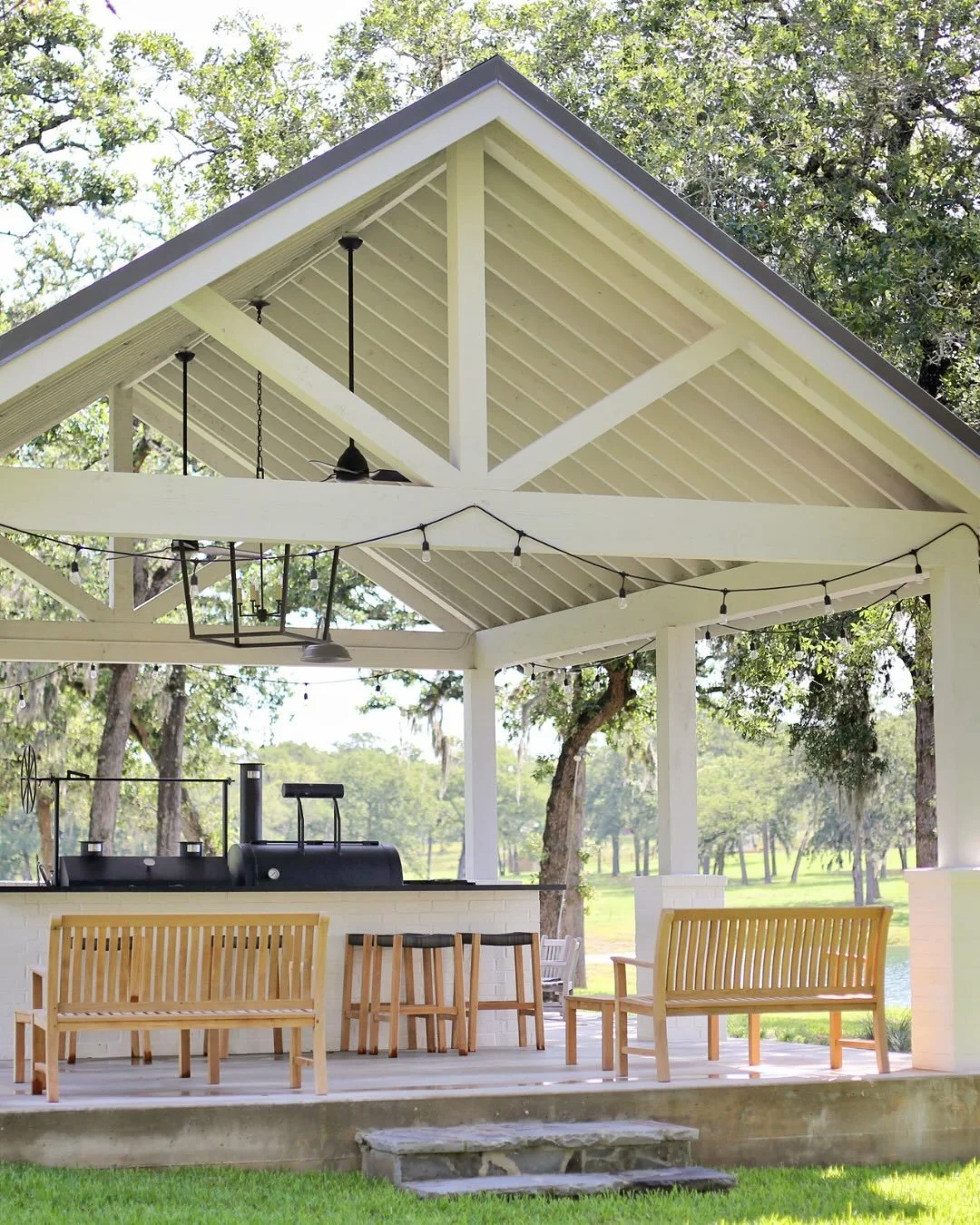 Porch season is officially underway in Texas. Our outdoor spaces are designed for year‑round enjoyment, especially those perfect Fall evenings. Outdoor kitchens, firepits, and thoughtful layouts all come together to create a cohesive extension of you