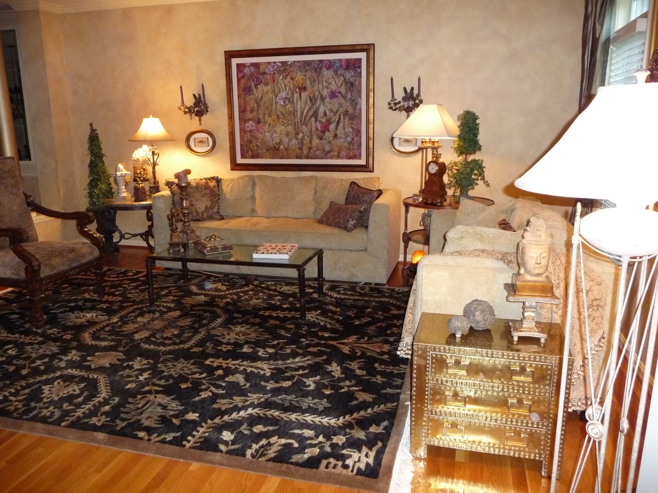 Lori's Living Room.jpg