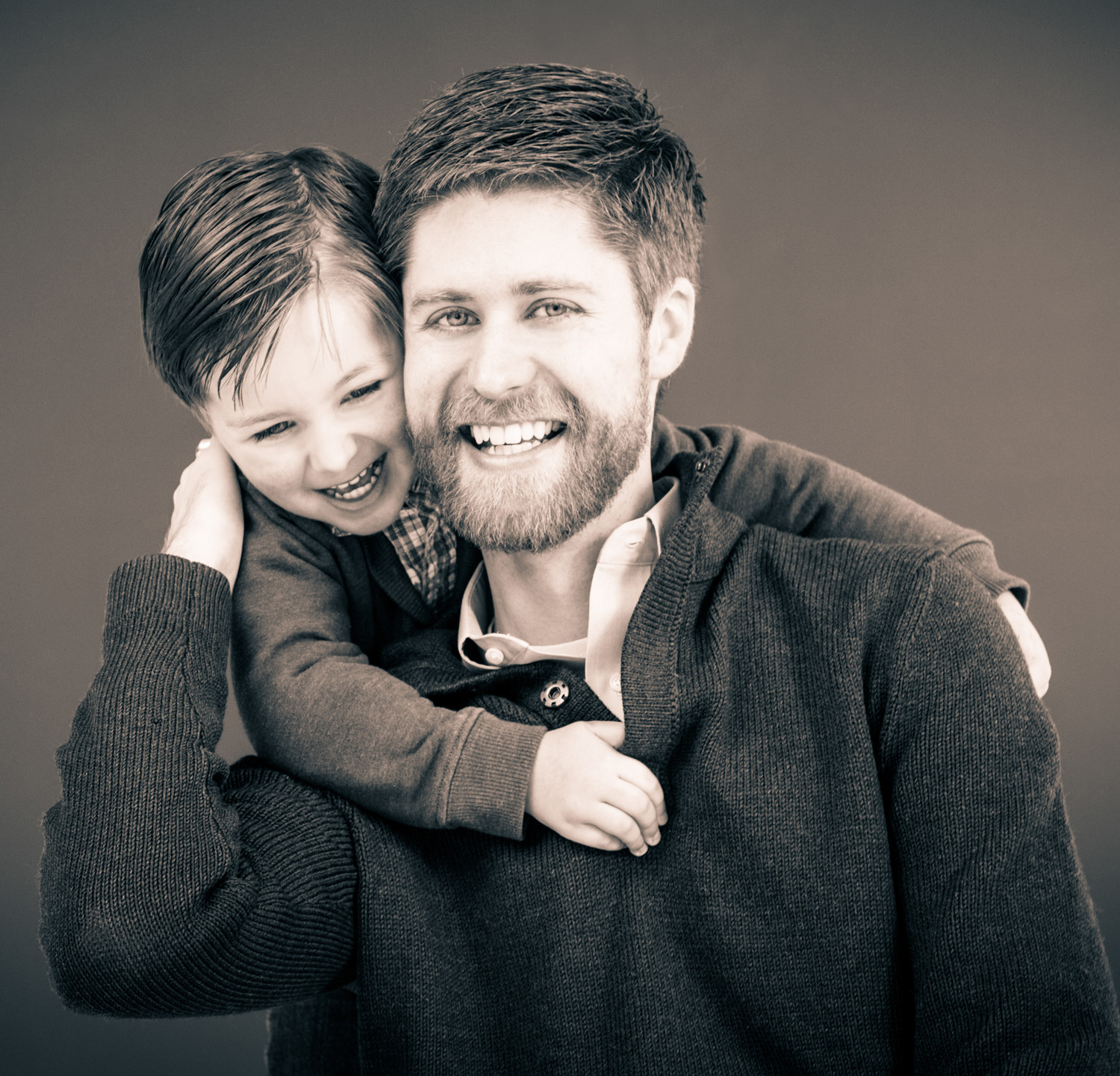 artistic-bw-family-portrait.jpg