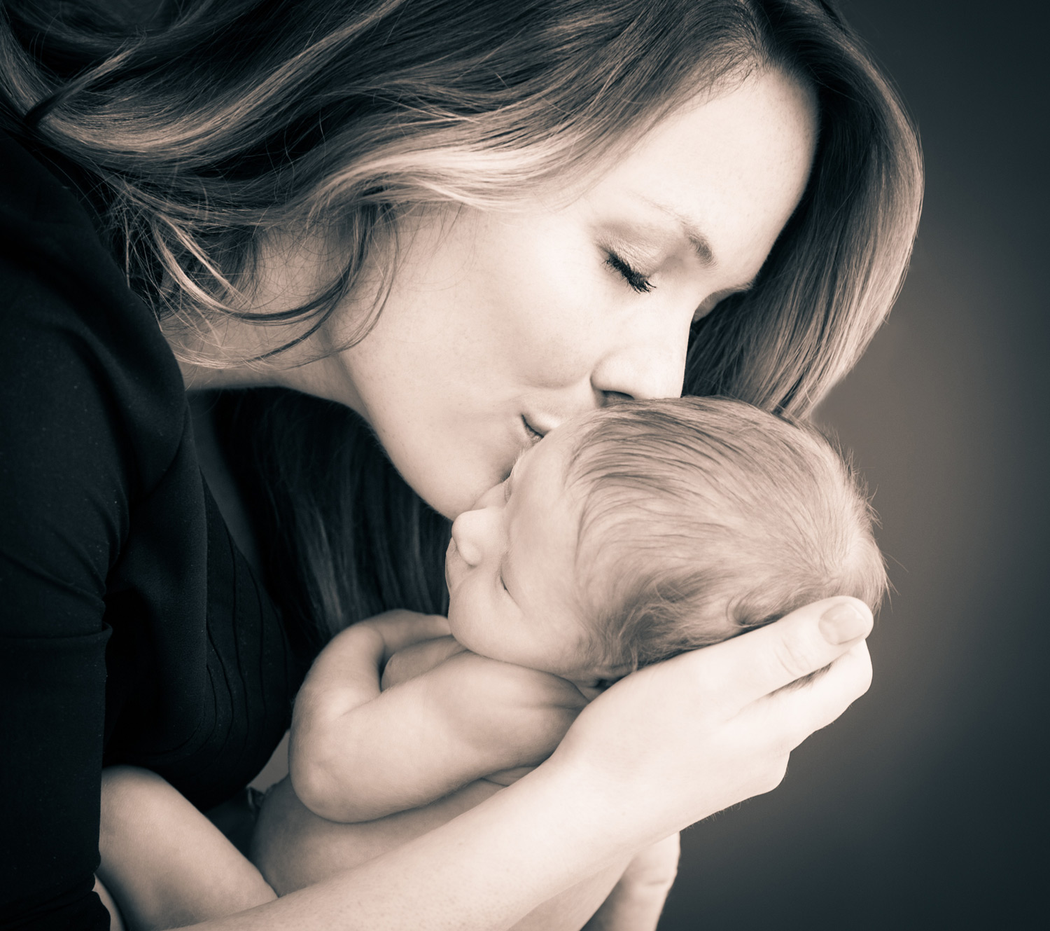 newborn-mother-baby-photography.jpg