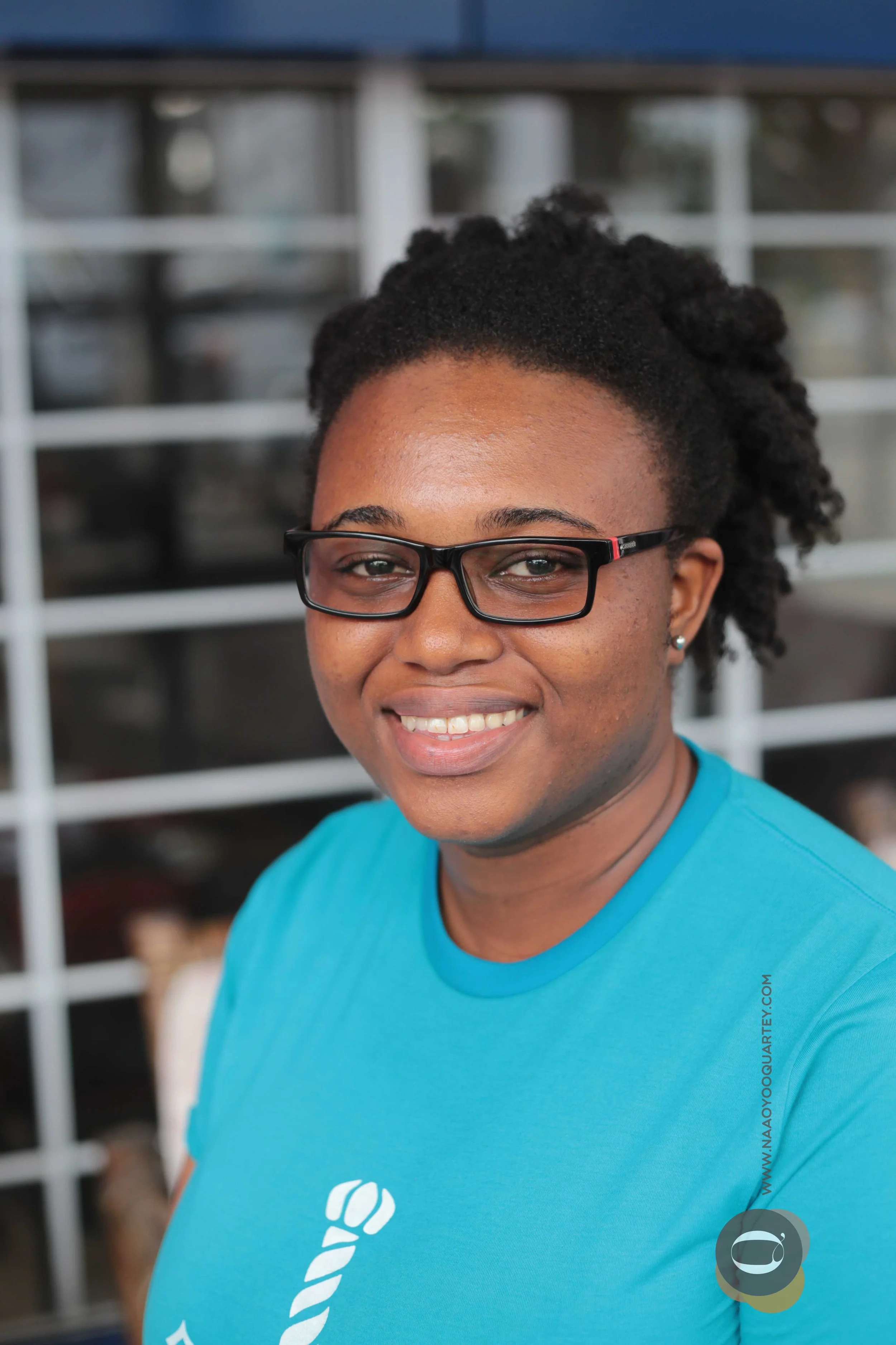#MyKpenkpeshie: Meet Josephine The Photographer & How She Maintains Her Natural Hair