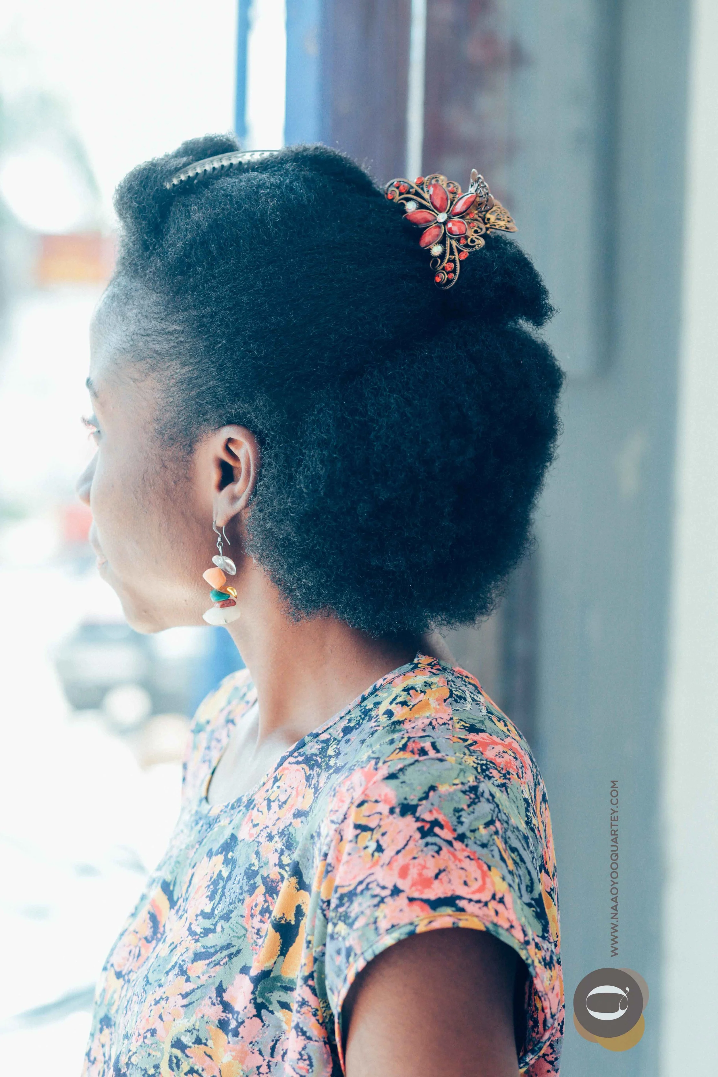 #MyKpenkpeshie: Mavis an Art Teaching Assistant Shares Why She Went Natural.