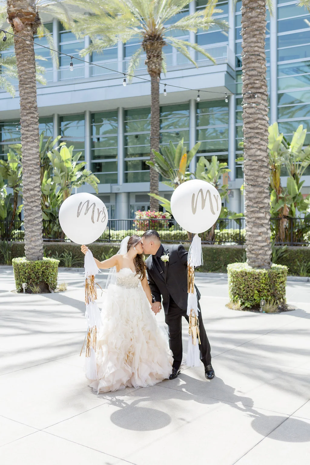 bride_groom_firstlook_0082.jpg