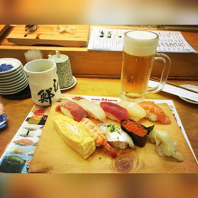 Currently in Japan travelling. Had a fresh divine Sushi at a Japanese Fish Market ( Tsukiji ) 5AM + Beer! Good Breakfast Indeed