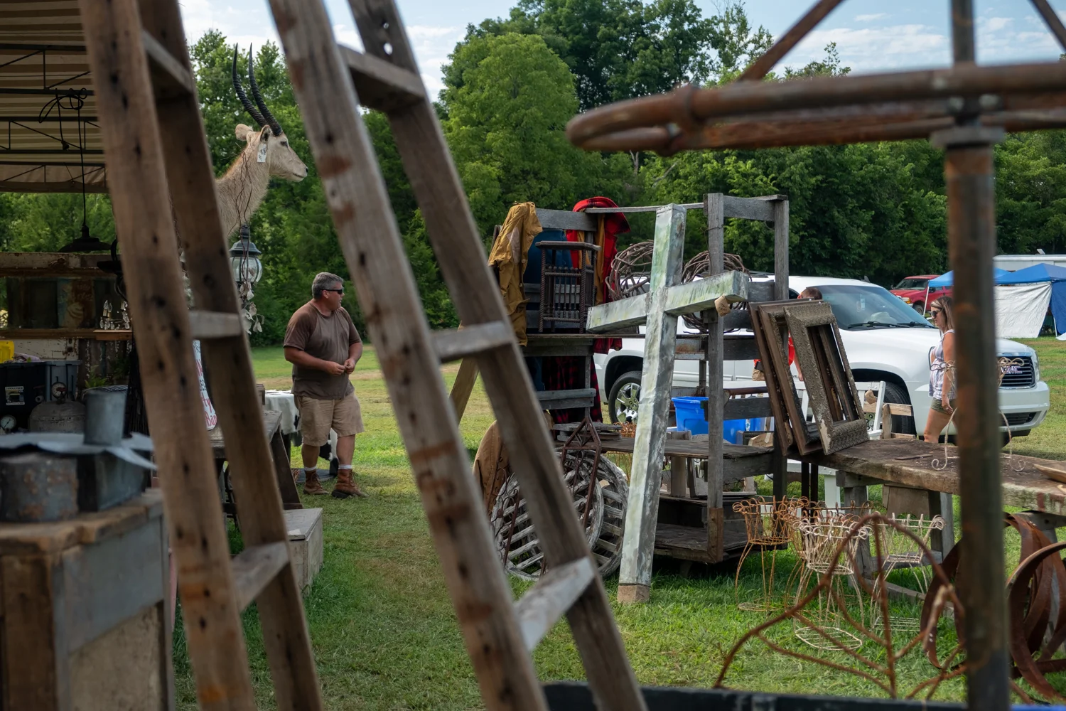 ss_yardsale-7.jpg