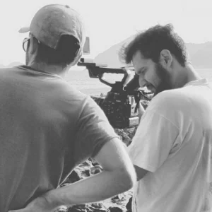 Amadeo Canônico é Fotógrafo, formado pela faculdade Anhembi Morumbi em Publicidade Propaganda, Teatro pela Escola Célia Helena e cursando pós gradução em cinema na Belas Artes. Há dez anos estuda e trabalha com a construção e produção de imagem publicitaria e imagem de moda. Com trabalhos de fotografia e cinema, atualmente está na área de publicidade como ass. Direção nas principais produtoras do Brazil. Além disso é nosso professor de fotografia nos cursos profissionais.