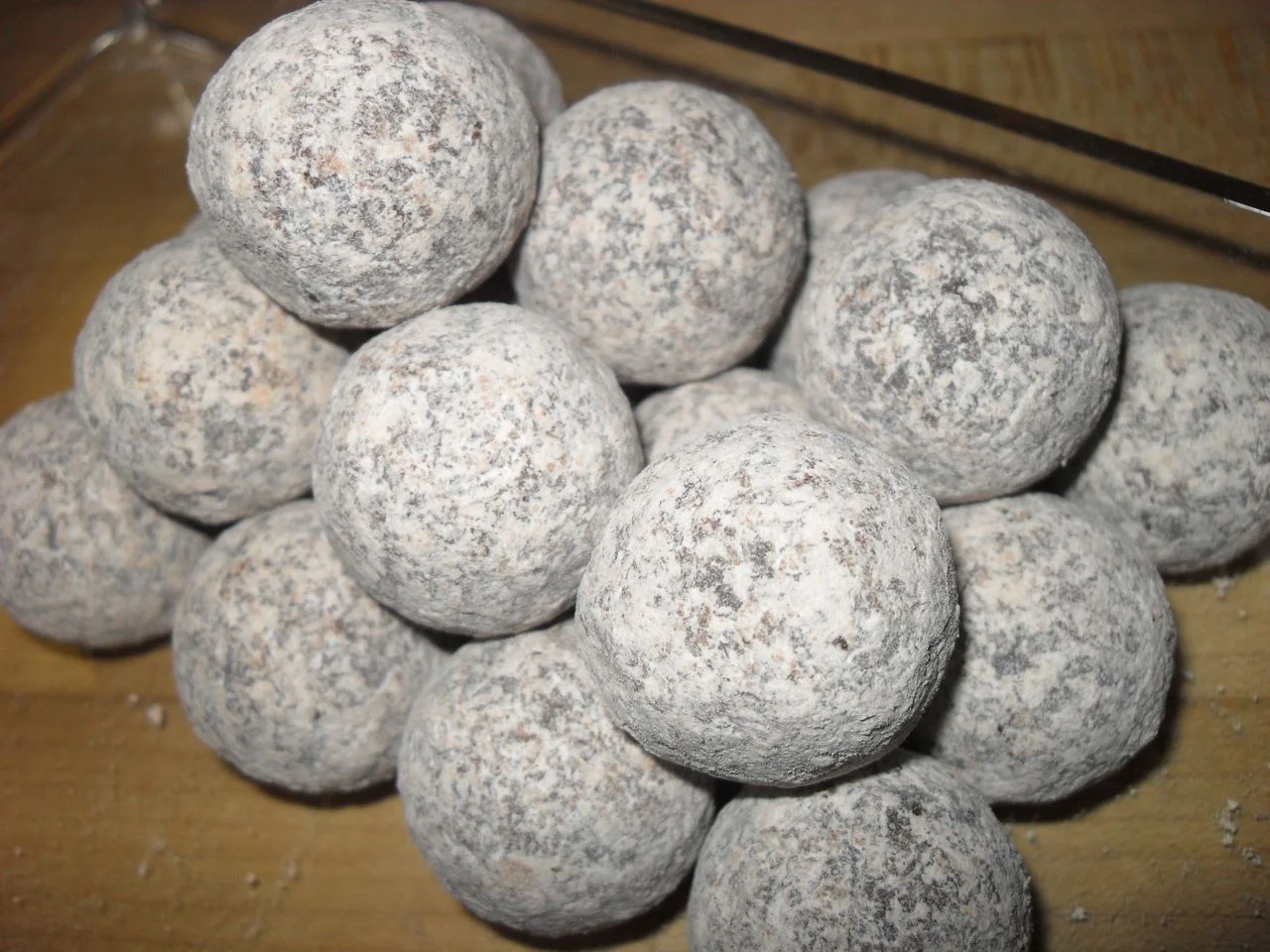 Dark Chocolate Champagen Truffles