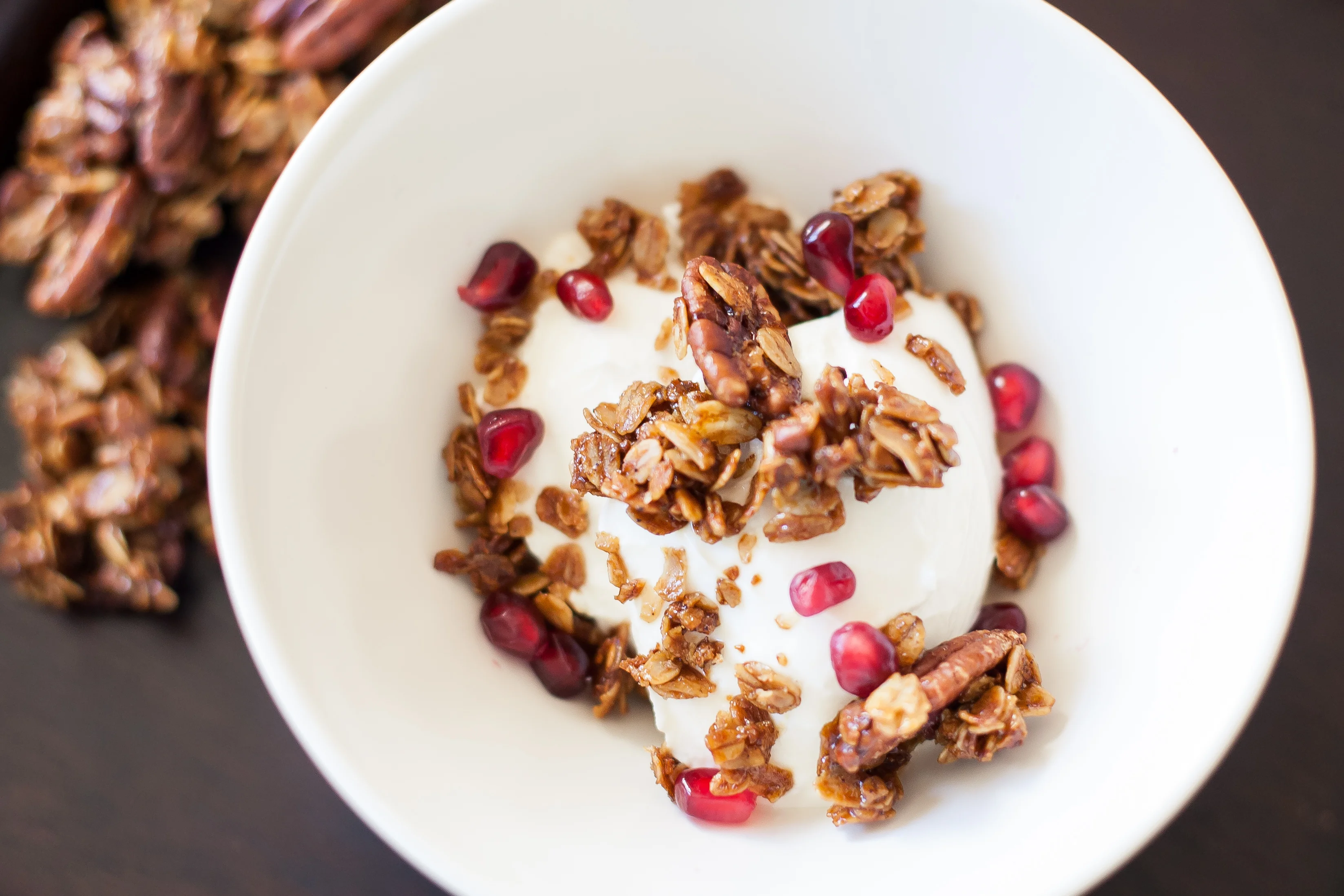 gingerbread spiced granola