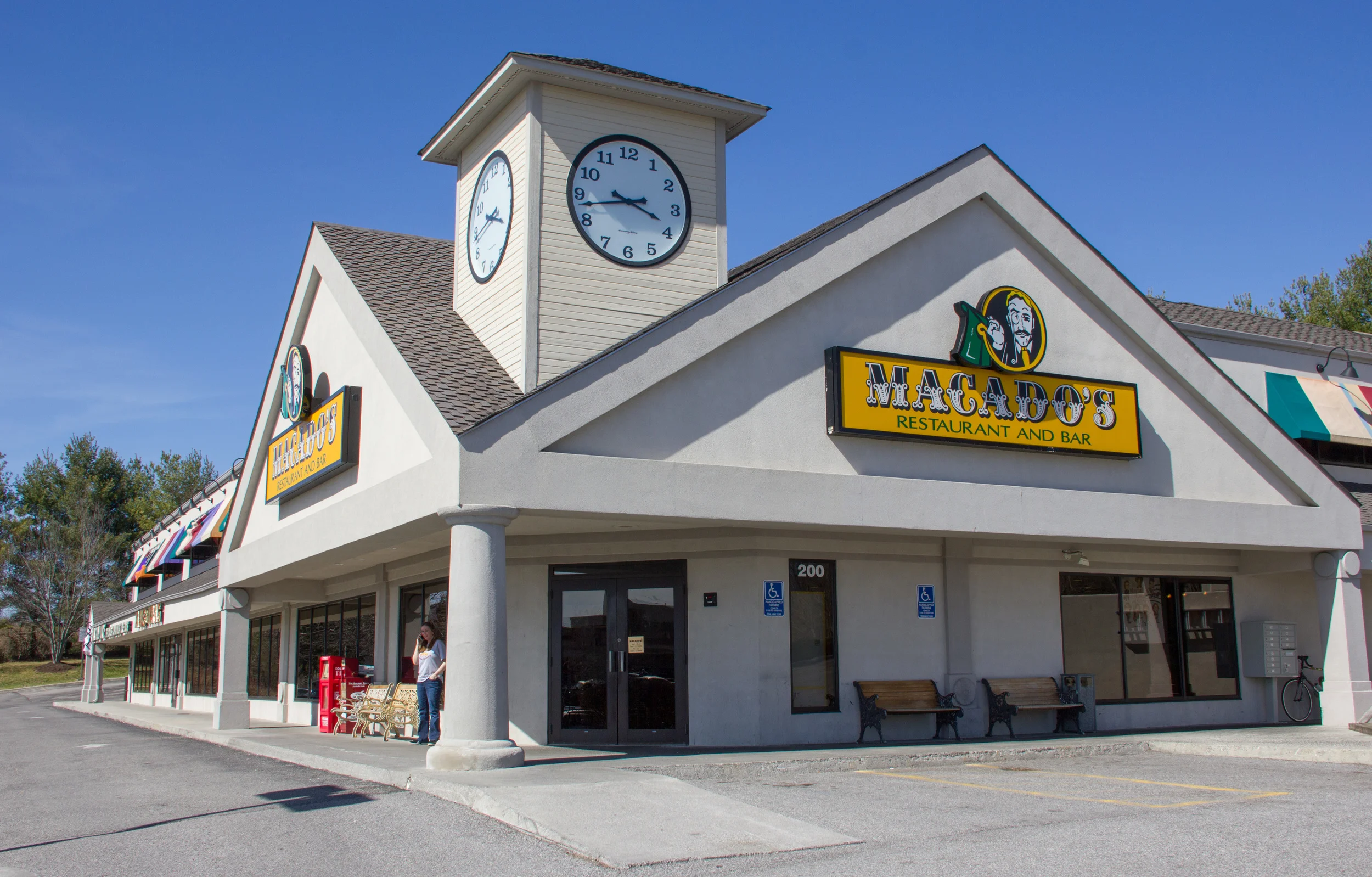 The "meh" exterior of Macado's
