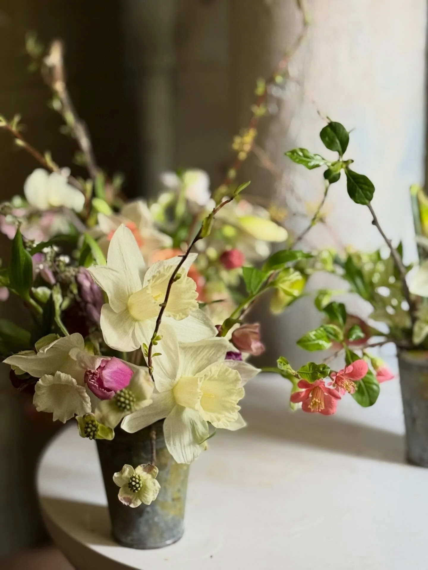 Soon now. And boy could we use some hope and beauty.

#localflowers #gardenerflorist #gardentovase  #fieldtovase #fingerlakeswedding