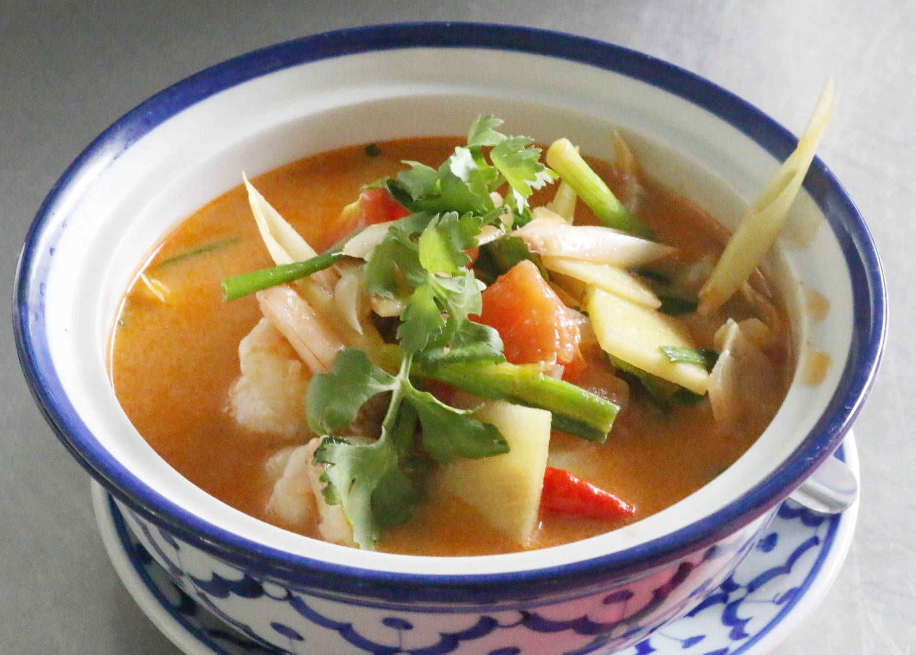 Thai hot and sour prawn soup