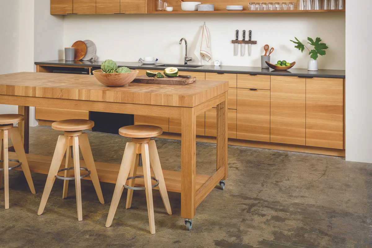 THEJOINERY_BUTCHERBLOCKISLAND_LG_OAK.jpg