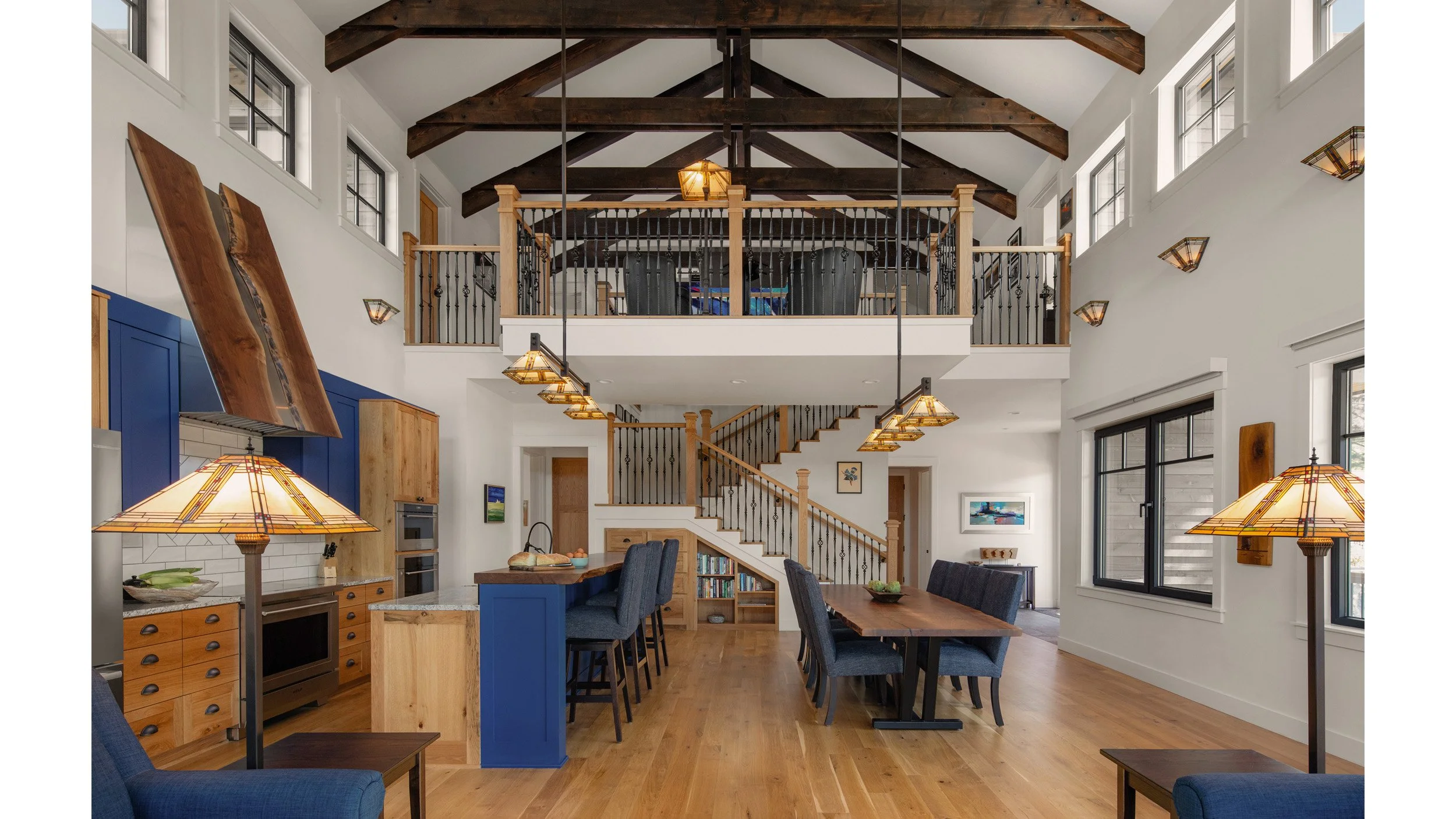 Yachats-Zena-Wide-Plank-Oregon-White-Oak-Photo by David Papazian-2.jpg