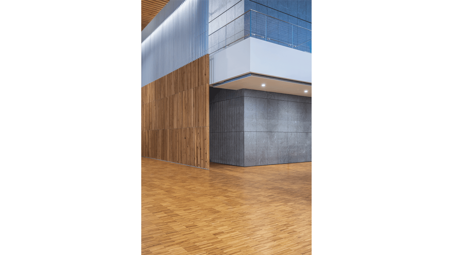 Zena EdgeGrain flooring at the Portland International Airport