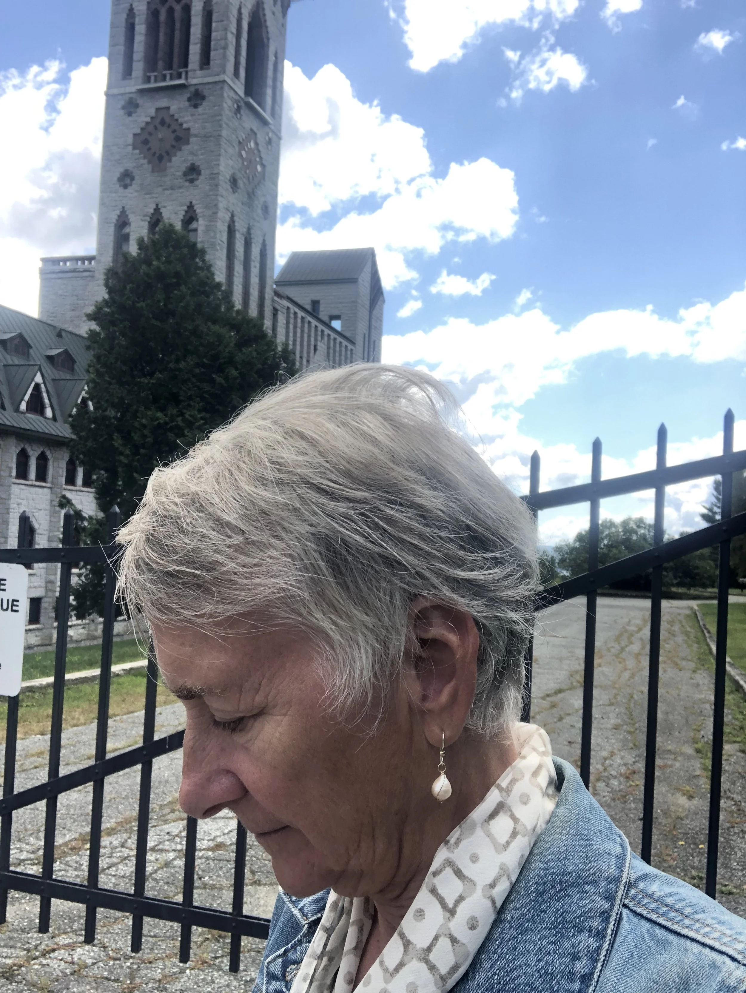 SandraDeeOwens-AbbeySt.benoitdulac-louisepenny-novelist-monastery-quebec-canadian-handmadeinvermont-pearlearring.jpg
