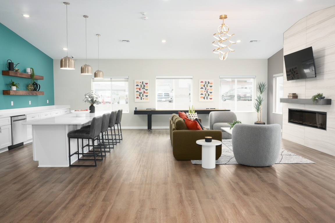 Clubhouse5 (Medium).png