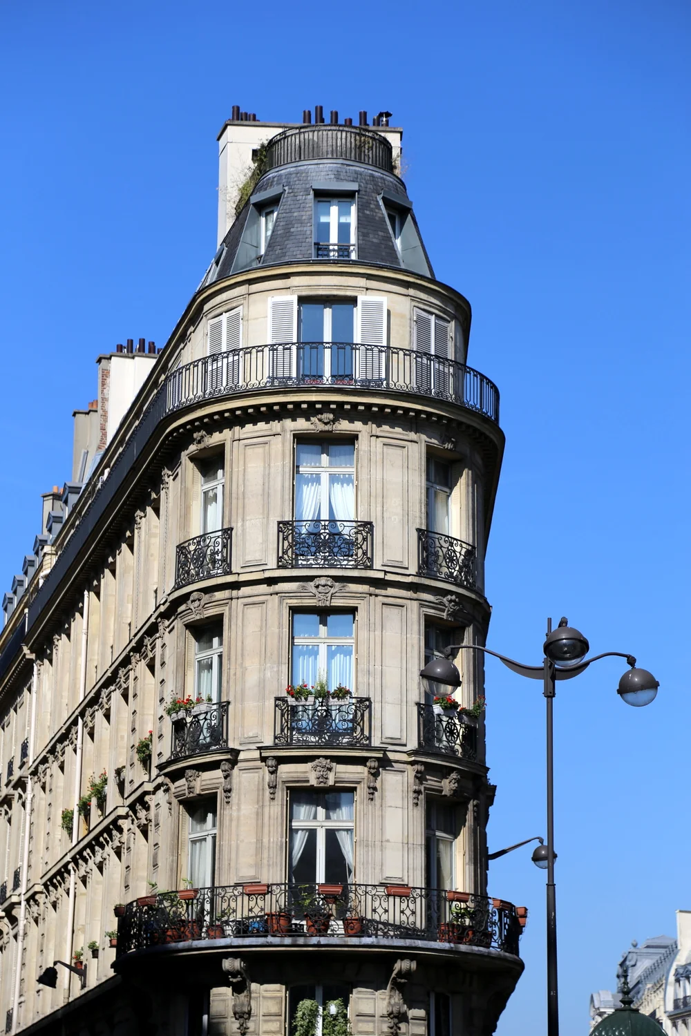 Vayable Tour with Anne Ditmeyer in Paris